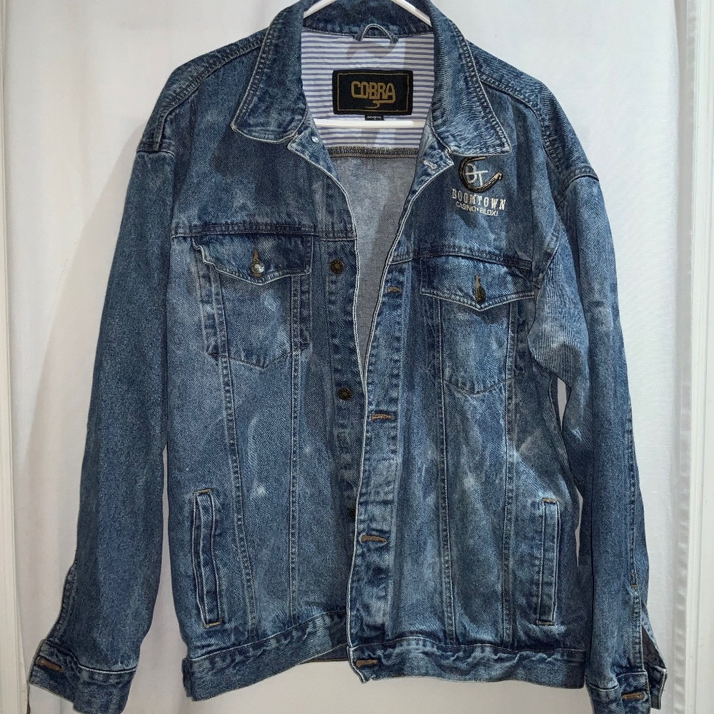 Cobra denim jacket Sz XL “Boomtown Casino Biloxi” embroidered distressed